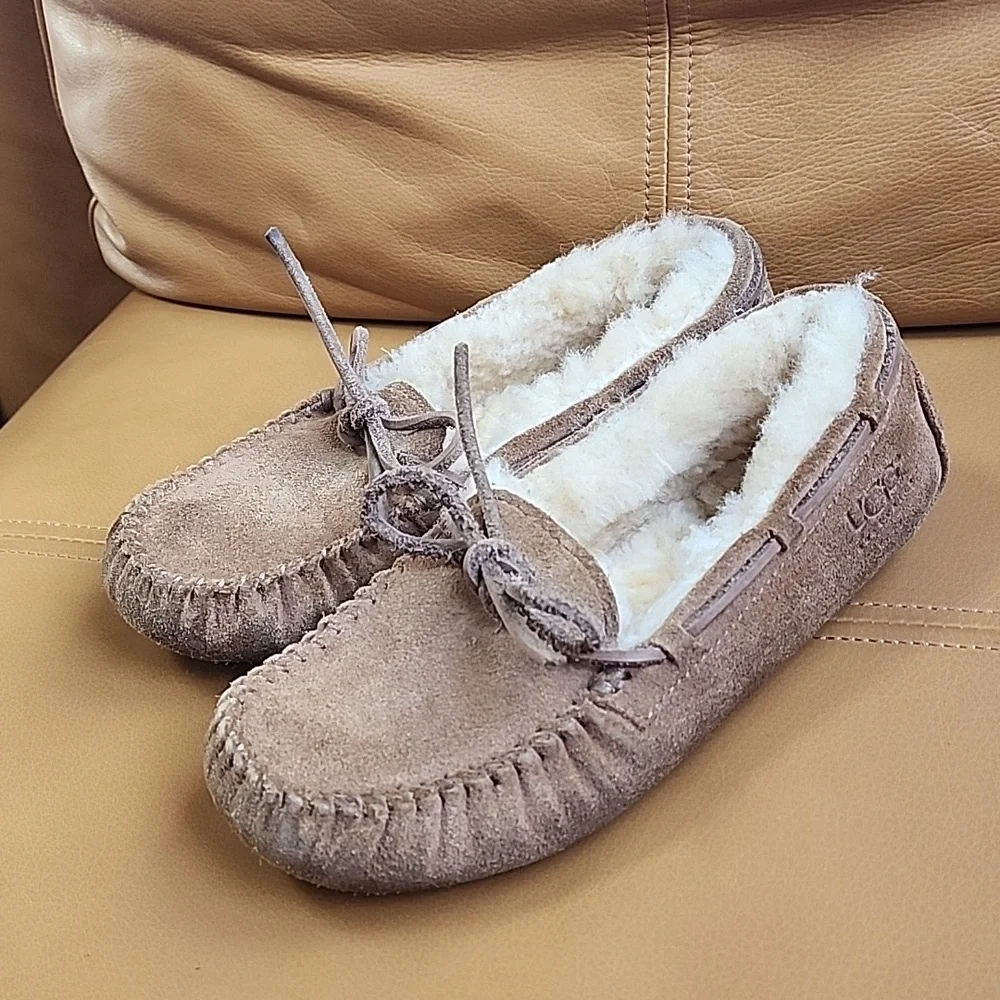 Ugg leather children's shoes